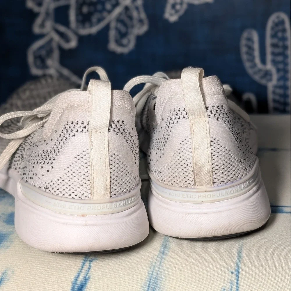 APL TechLoom Breeze Sneakers White Black Ombre Women's Size 10
